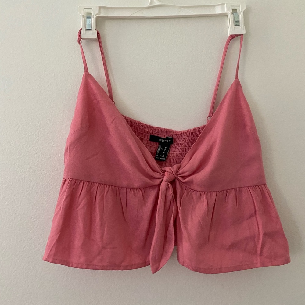 Pink crop flowy top